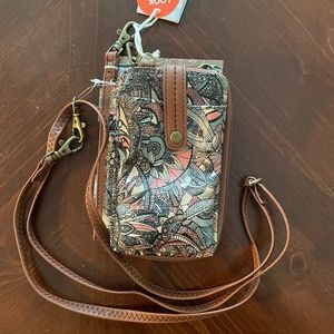 Sakroot artist circle crossbody